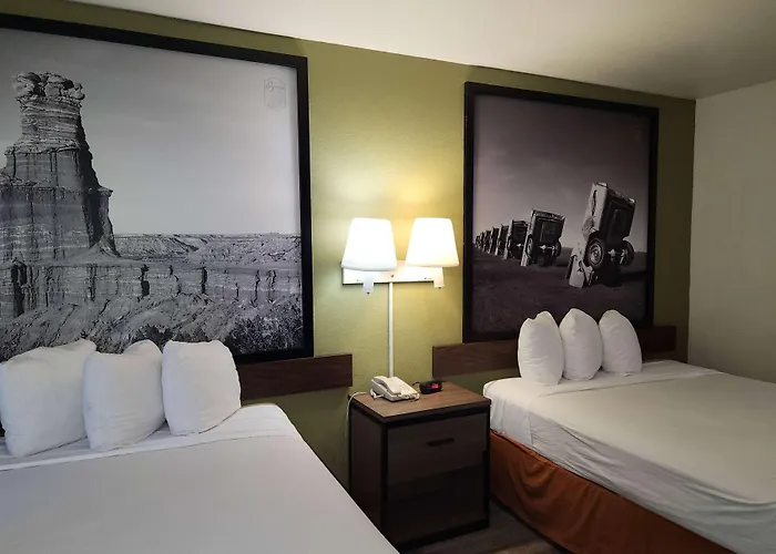 Super 8 By Wyndham Austin North/University Area