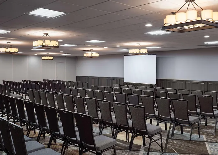 Embassy Suites By Hilton Austin Central